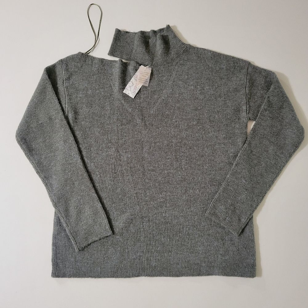 Mystree Olive Ribbed Knit Mock Neck Long Sleeve Free Shoulder Sweater